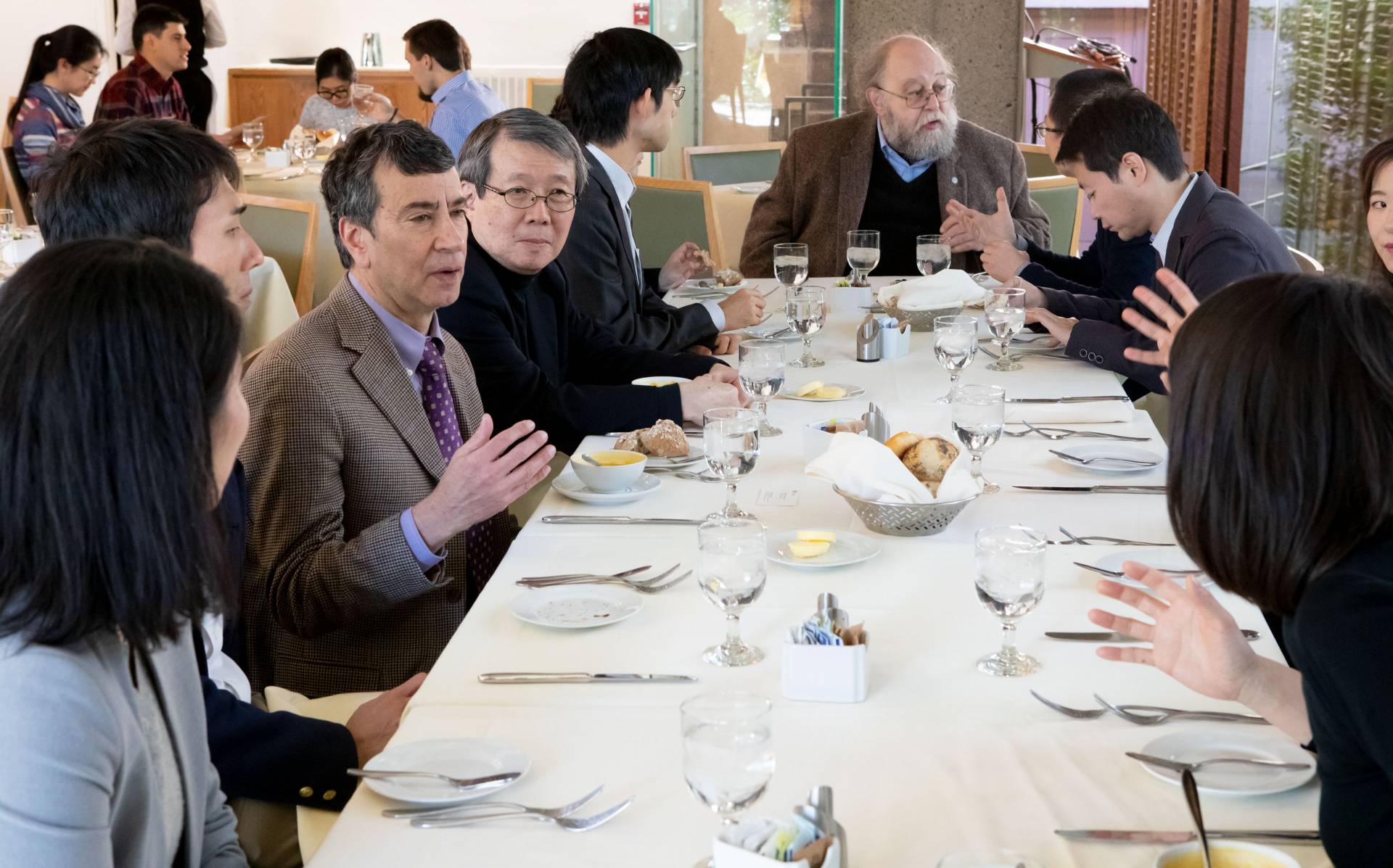 Princeton faculty and University of Tokyo delegates eating lunch