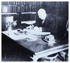 Henry Cotton at work