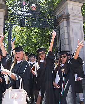 Commencement gate