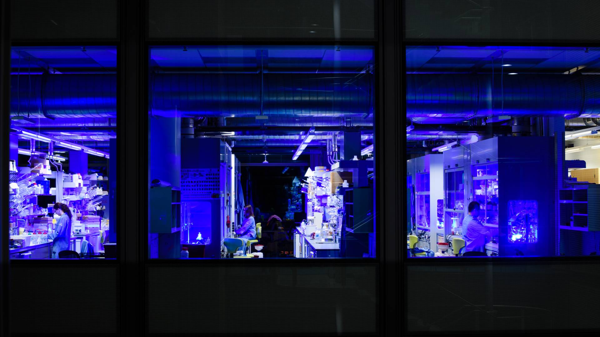 Lab with blue lighting