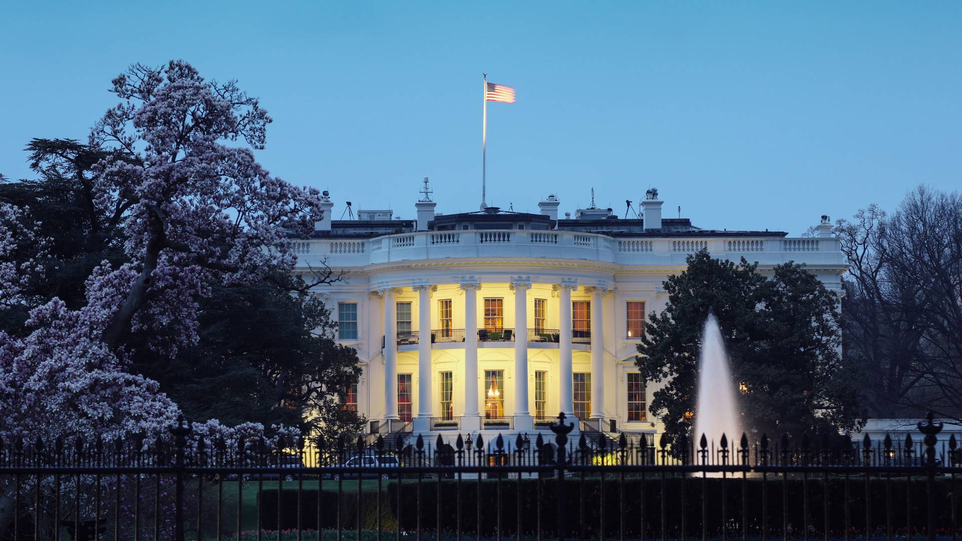 White House at twilight