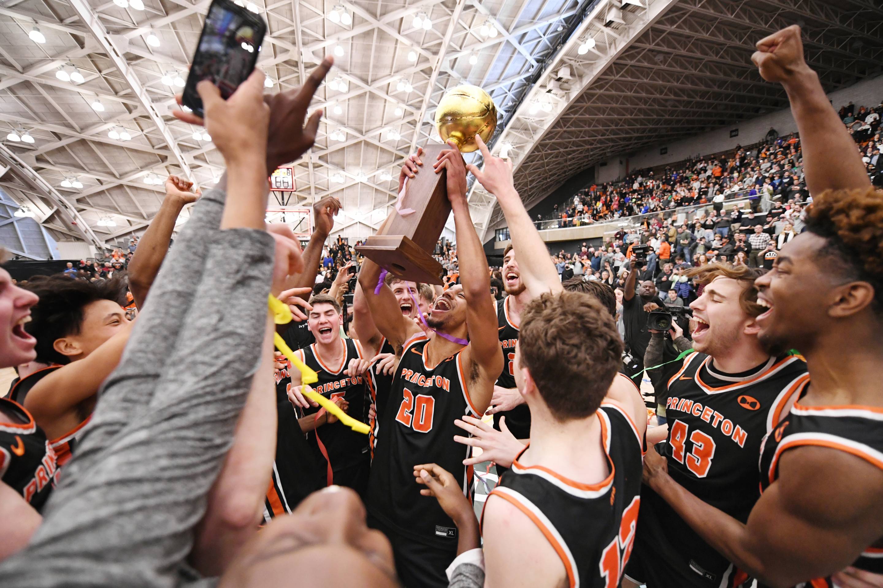 Princeton men’s and women’s basketball punch their tickets to March Madness