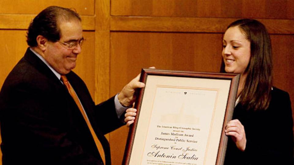 Justice Scalia receiving the James Madison Award