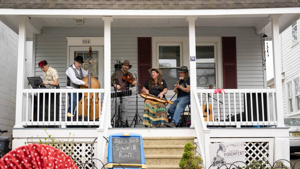 Porchfest, Sawmill Run Old Time String Band at 54 Leigh Avenue
