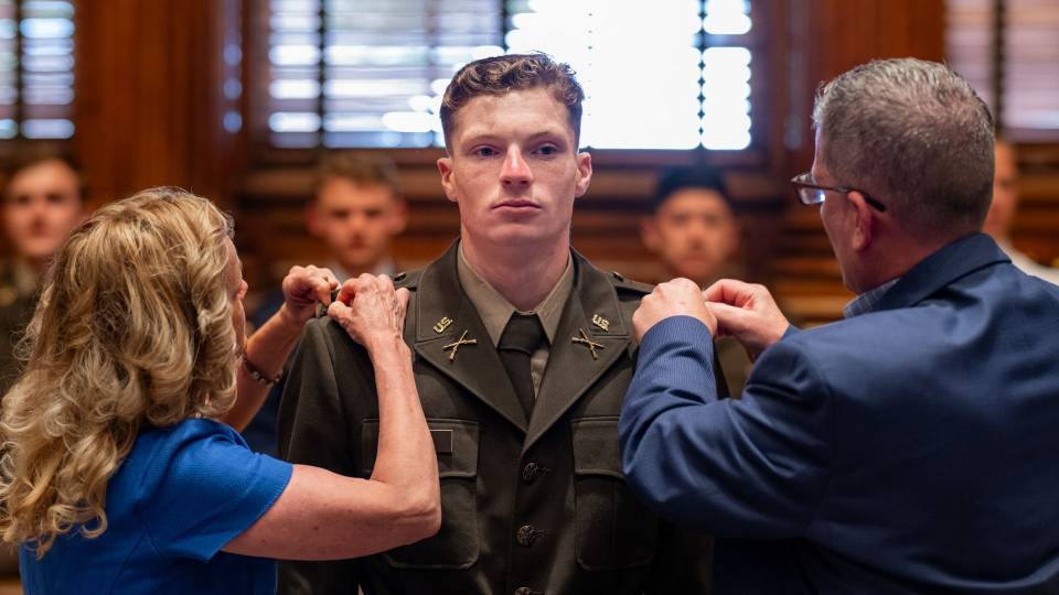 Marien Rotc After Princeton graduation, ROTC students are commissioned as U.S. Army ...