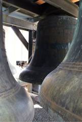 Carillon bells