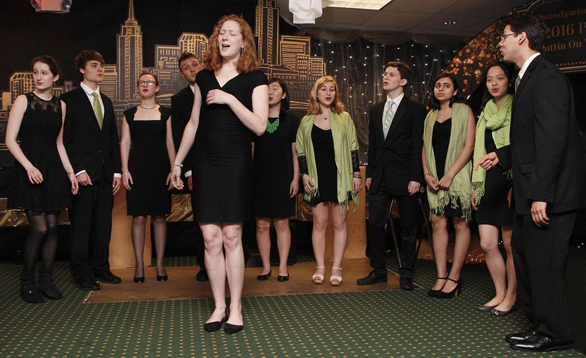 Centenarian senior prom a capella