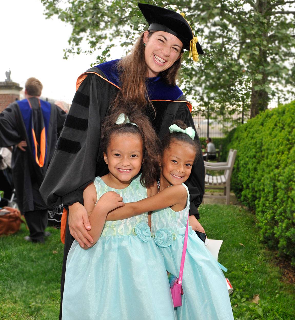 Hooding_Faust and nieces