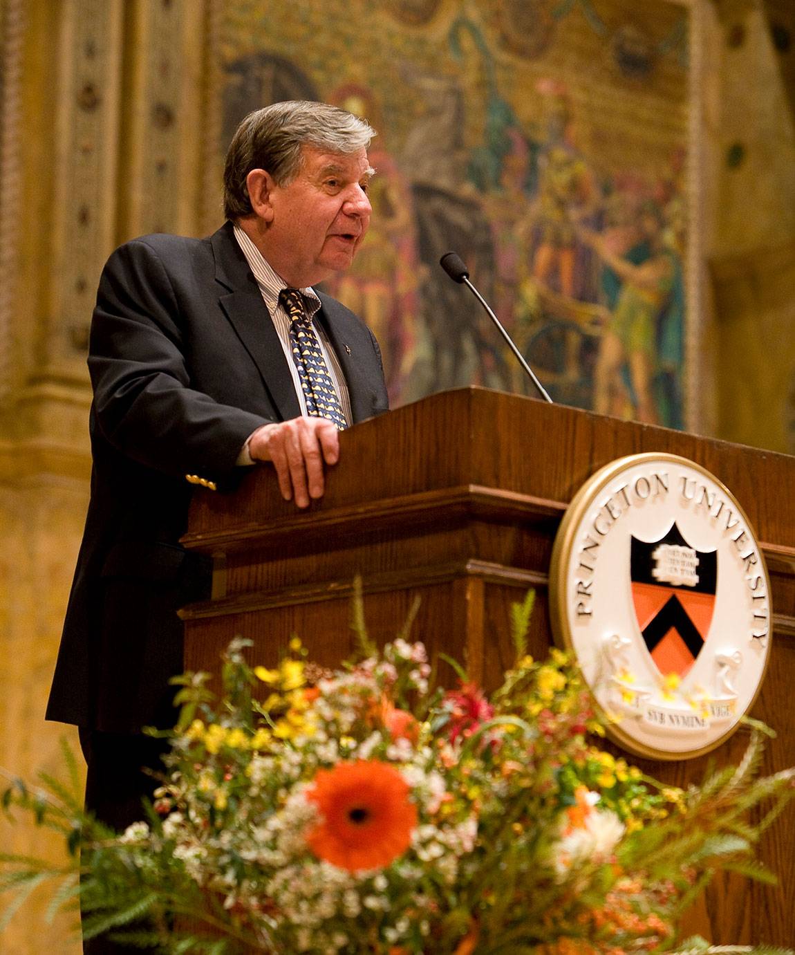 Princeton President Emeritus William G. Bowen recognized with the 2008 José Vasconcelos World Award of Education from the World Cultural Council
