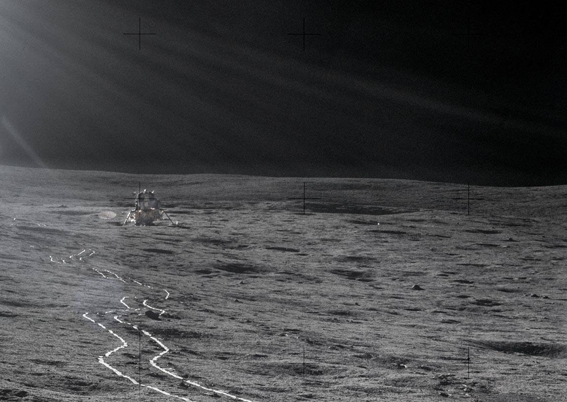 moon landing image