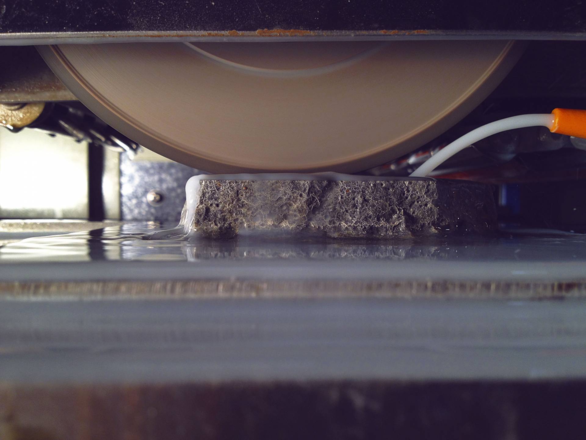 Close up of diamond wheel on GIRI