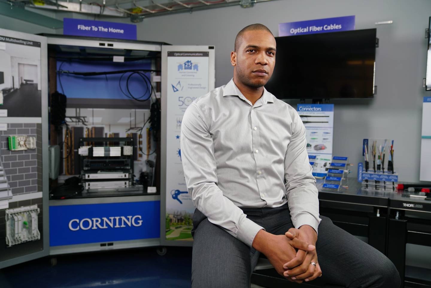 Doctoral research helps develop tool to probe plastics’ behavior down ...