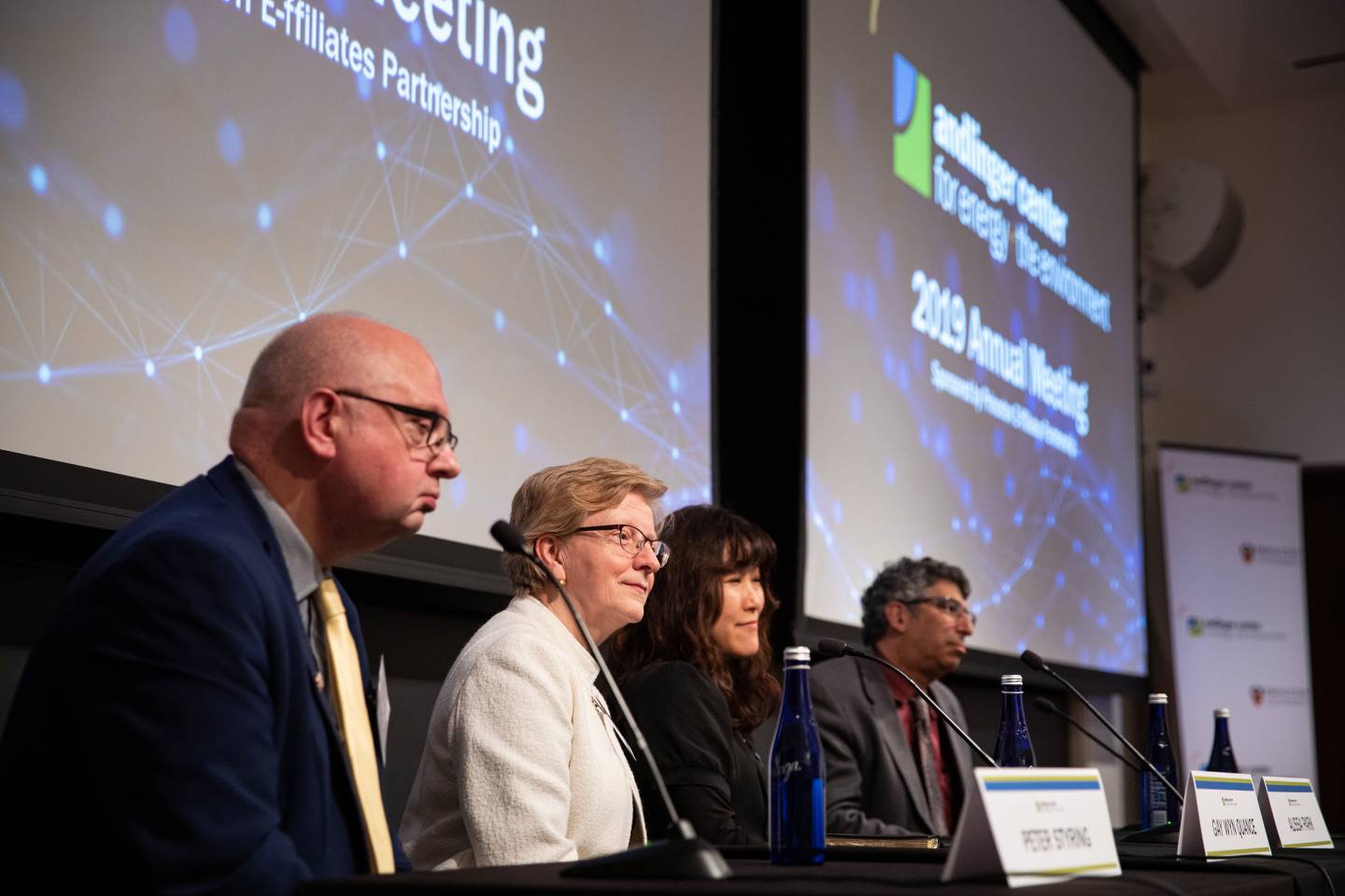 Achieving climate goals requires setting a price on carbon, experts say at Andlinger Center meeting - Princeton University