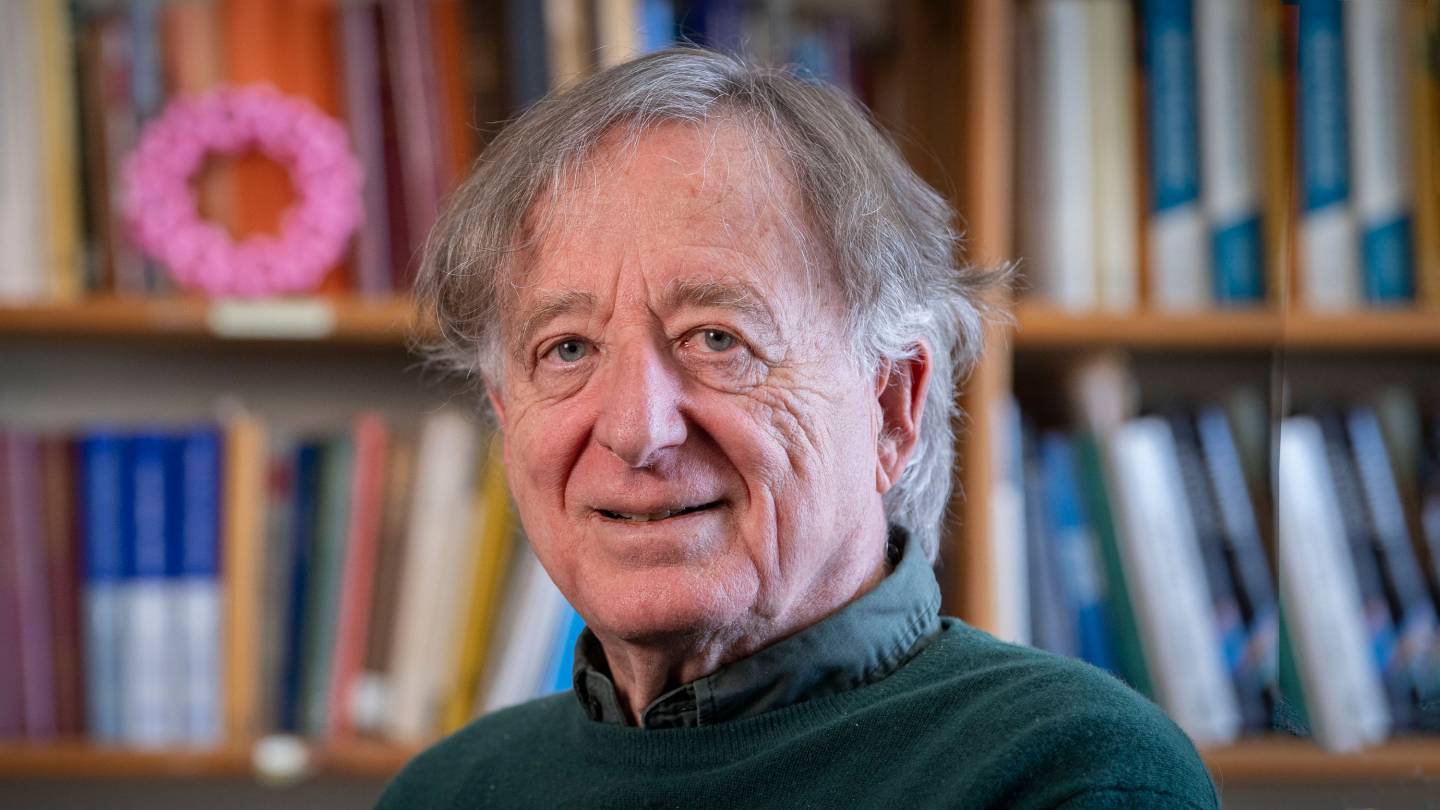 Princeton alumnus Dennis Sullivan wins Abel Prize for mathematics - Vimarsana News