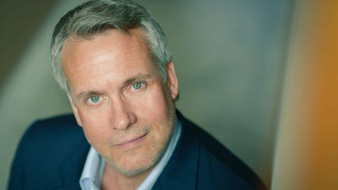 A Masterclass with William Burden, Tenor - Vimarsana News