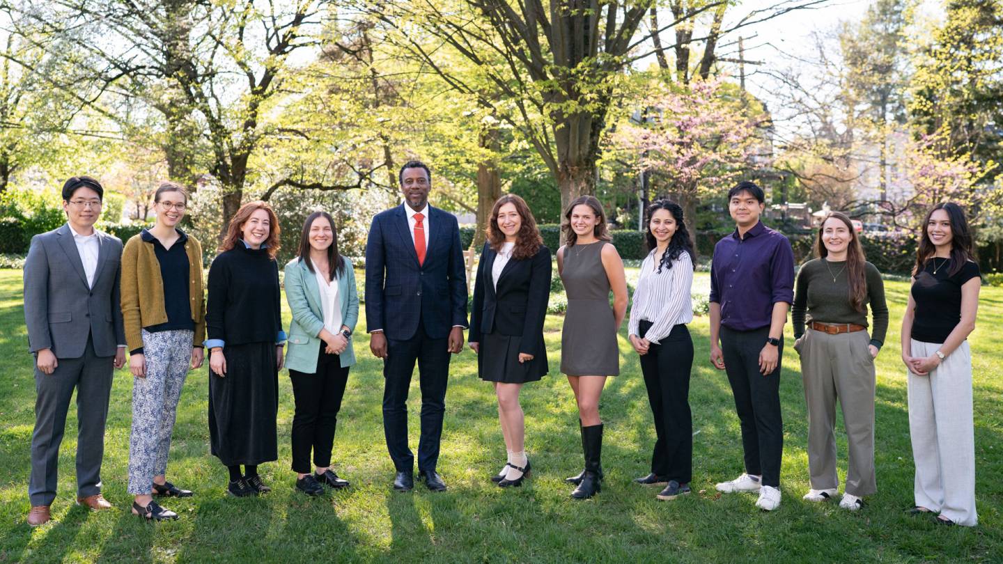 Ten graduate students honored for outstanding teaching